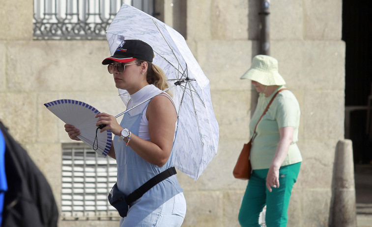 Reportaje | A Coruña: las dos formas de vivir una ciudad a 30 grados