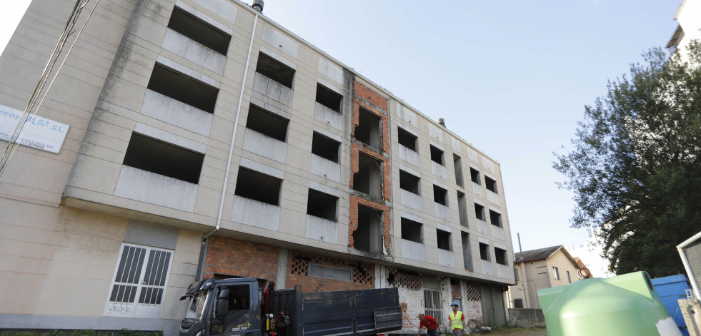 La demolición de un edificio ilegal de Sigrás se ejecutará en el plazo máximo de tres meses