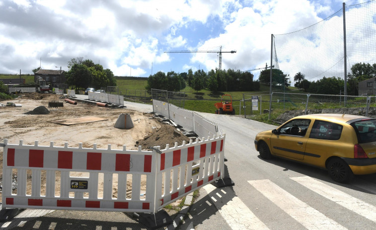 Crece la preocupación en Eirís por el tráfico que se generará por los accesos al Chuac