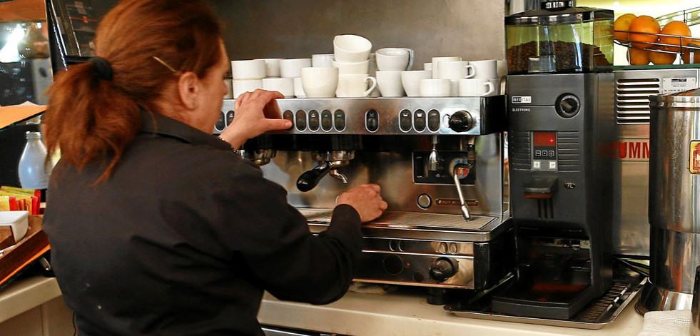El paro baja en Galicia en 1.800 personas en marzo