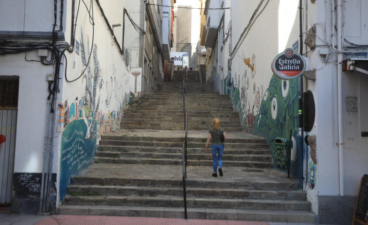 A Coruña impulsa los trámites para instalar unas escaleras mecánicas en Adelaida Muro