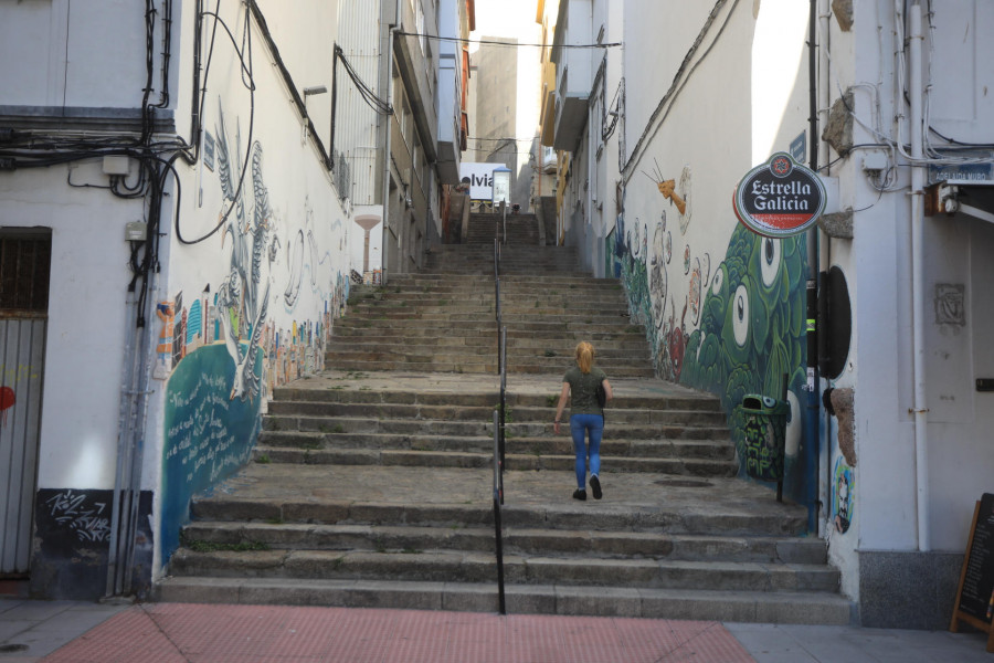 A Coruña impulsa los trámites para instalar unas escaleras mecánicas en Adelaida Muro