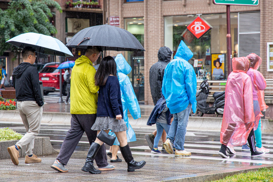 Parques cerrados y actividades canceladas en un día de lluvias intensas