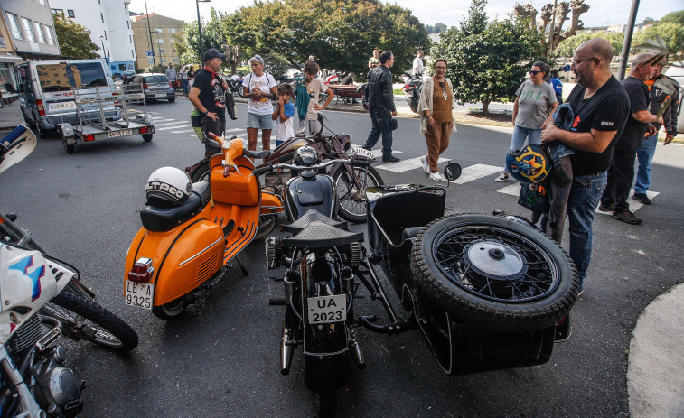 Las Festas do Demo se despiden de O Temple entre motos y artesanía