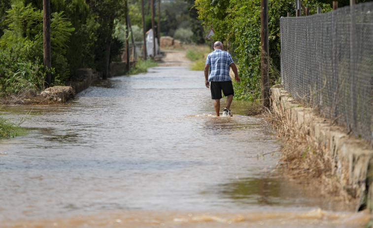 Hallado el niño desaparecido tras caer el coche en el que iba a un río por la DANA