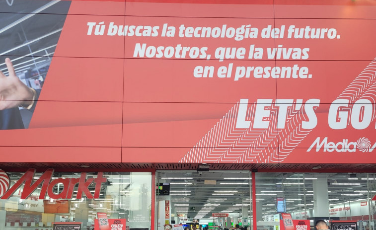 Desalojado el MediaMarkt de Marineda City por 