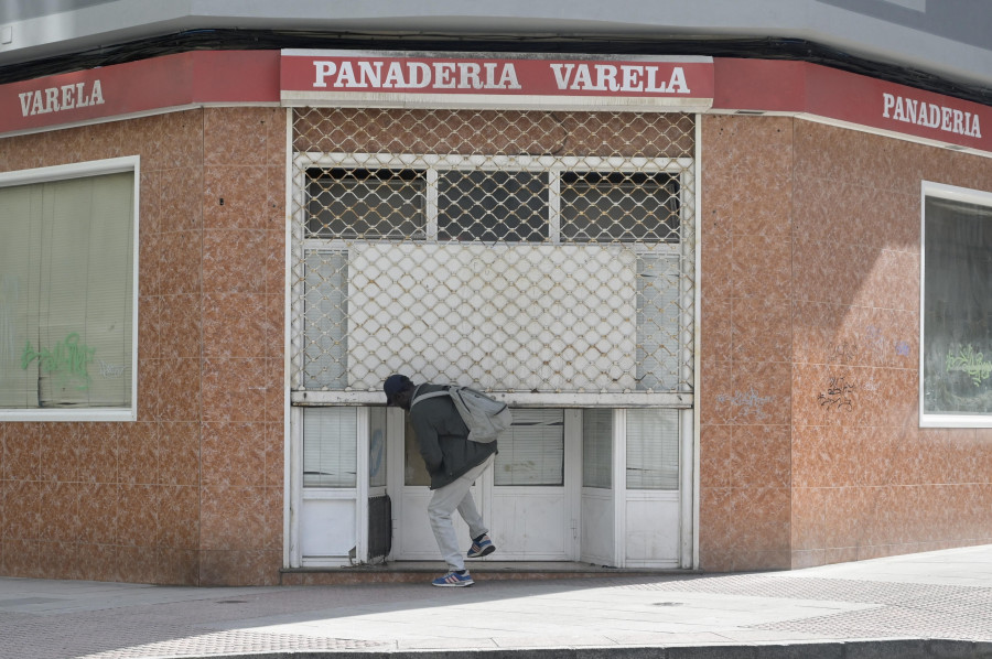 Os Mallos prepara una concentración frente al bajo okupado de Mariana Pineda