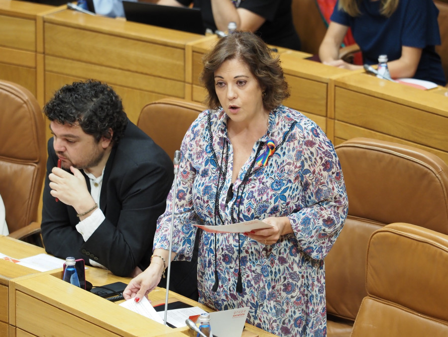 La Xunta defiende su inversión “histórica” en los ayuntamientos y la oposición tilda de “migajas” las ayudas
