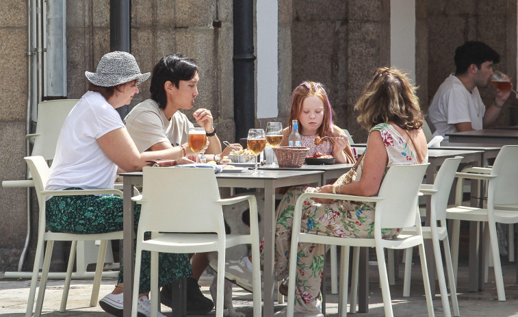 Godello, Estrella Galicia y zamburiñas: la ‘guiri experience’ de moda en A Coruña