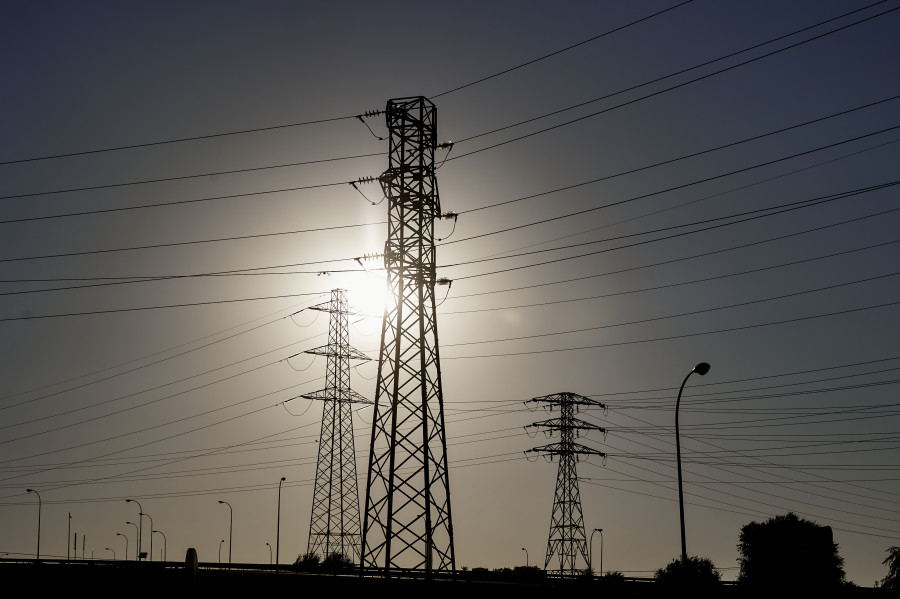 El precio de la luz subirá este lunes  el nivel más alto en tres semanas