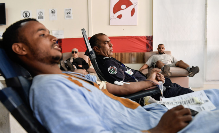 Los marroquíes se movilizan para ayudar a los supervivientes
