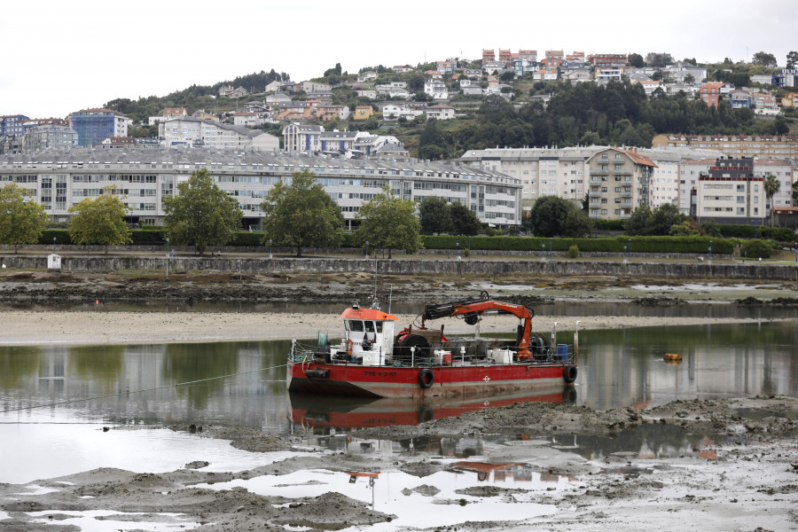 Augas de Galicia detecta todavía vertidos contaminantes en la ría