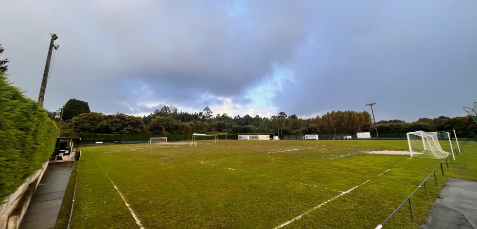 Sada invertirá 300.000 euros en el campo de fútbol de Carnoedo