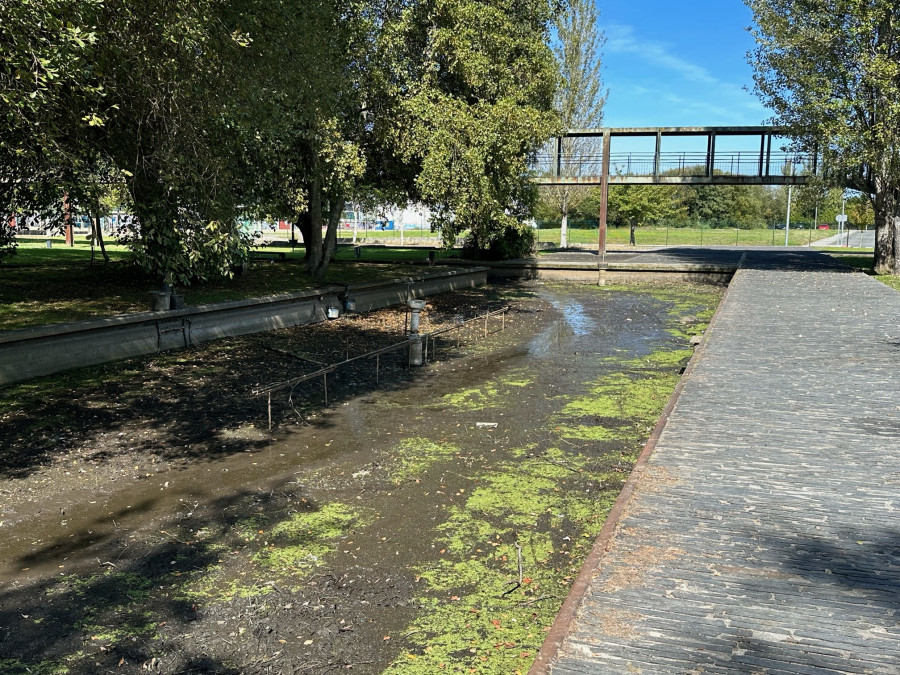 Betanzos cierra el área de los estanques del nivel inferior de El Pasatiempo para su regeneración