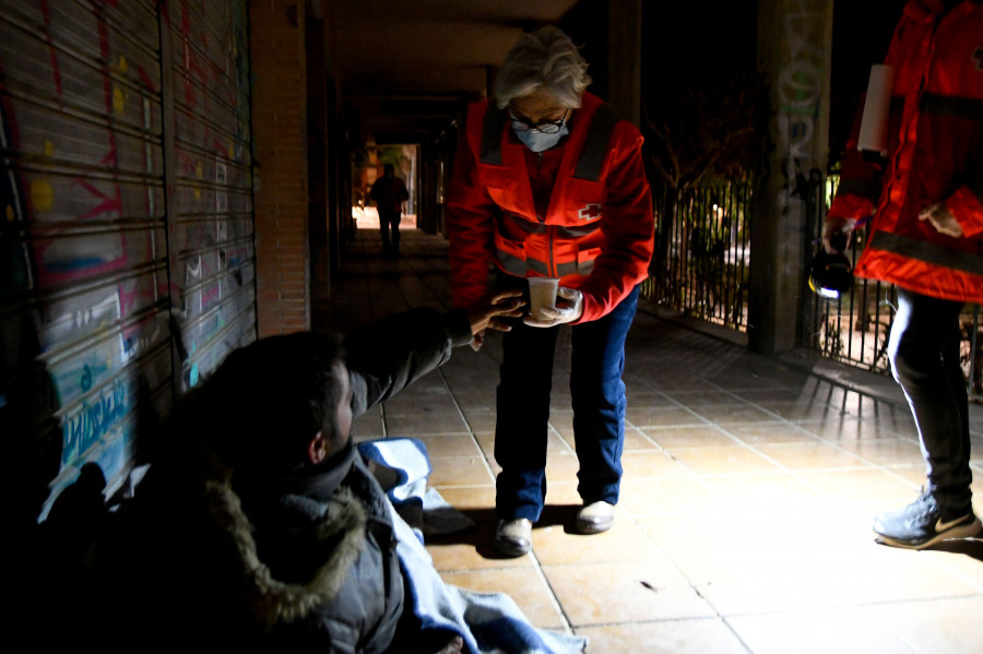 Las personas sin hogar alojadas en centros suben un 22% desde 2020