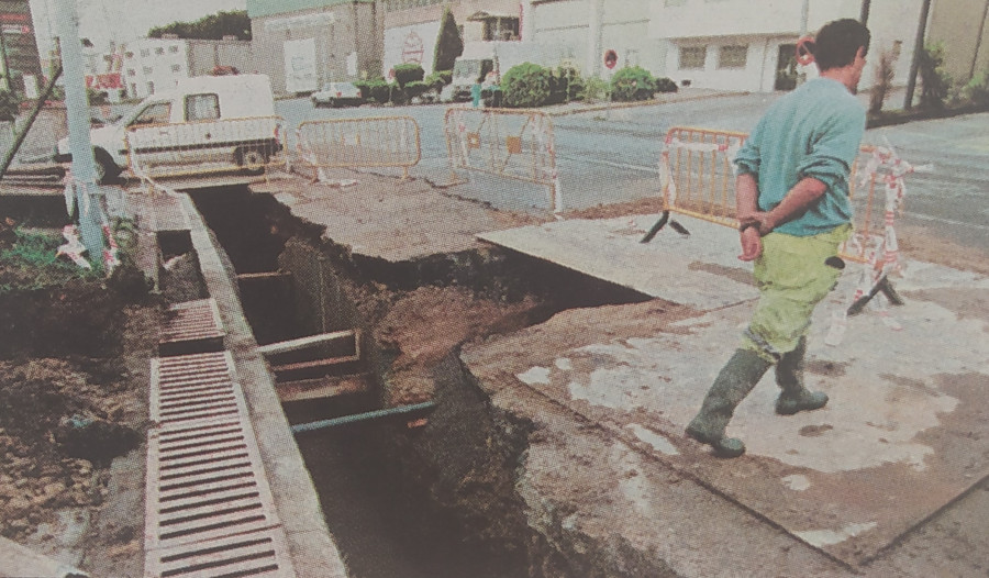Hace 25 años | Sin agua en Pocomaco y Camacho no le cierra la puerta a Fran