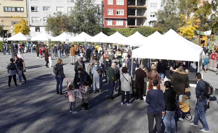 Nueva edición de los mercados ecológicos en la plaza de España de A Coruña