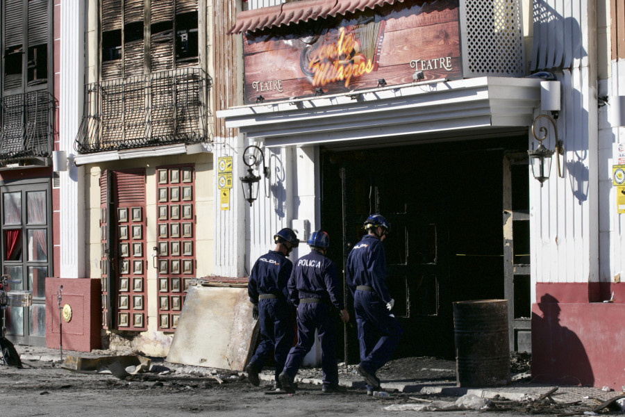 Los cadáveres del incendio de la discoteca de Murcia estaban en 20 metros cuadrados