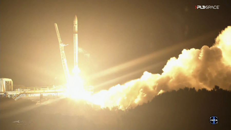 El cohete español ‘Miura 1’ llega al fin al espacio rodeado de emoción