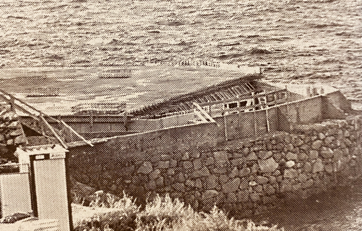 Mu00e1s de 1.500 toneladas de hormigu00f3n cubren el oceanario del Aquarium 1998
