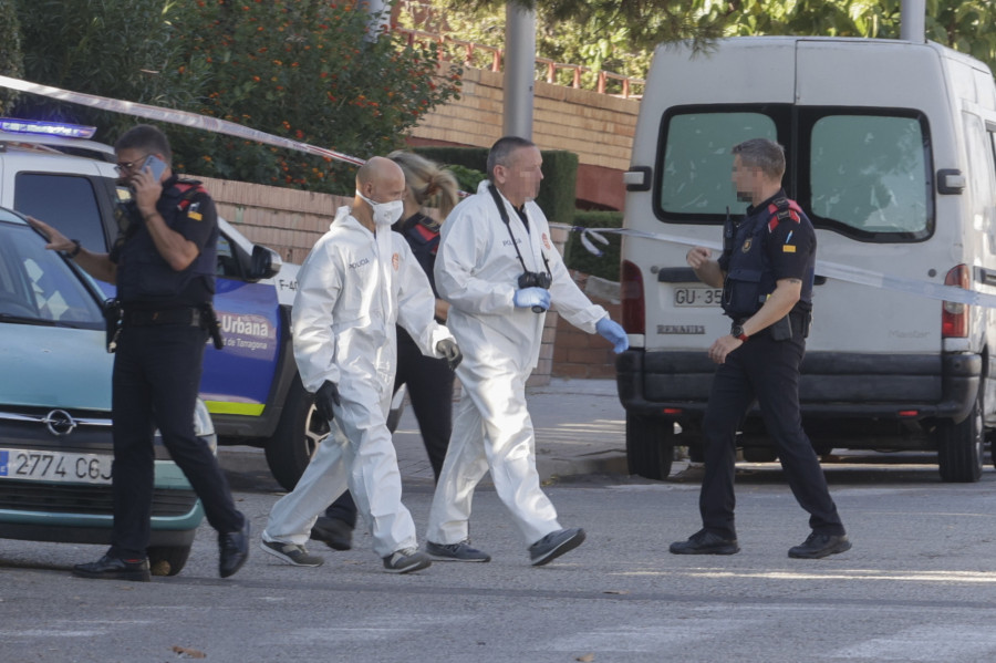 Un tiroteo entre dos familias ante una comisaría de Tarragona deja un muerto