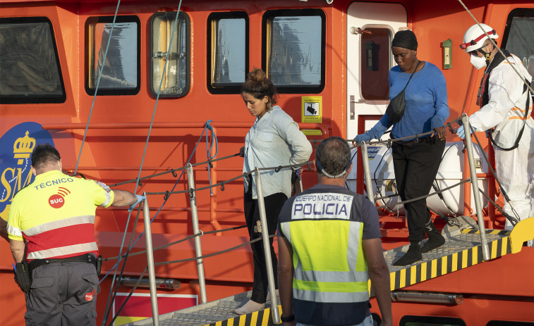 Ascienden a 595 los migrantes rescatados en las últimas horas en Canarias