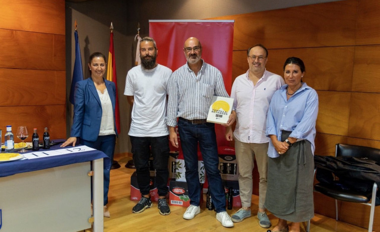 Jorge Río revalida su título de campeón como autor de la Mellor Tortilla Caseira de Betanzos