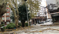 Árboles y ventanas caídas en A Coruña por el temporal 'Aline'