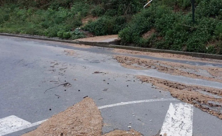 Crecen las incidencias con los coches atrapados en la calle de Simón Bolívar de A Coruña