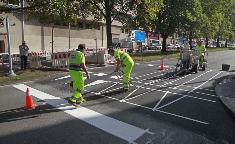 La avenida de Arteixo de A Coruña suma un paso de peatones entre Os Mallos y Vioño