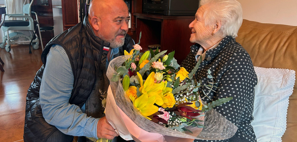 Lola, la vecina de más edad de Abegondo, celebra su 102 cumpleaños