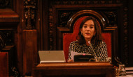 La alcaldesa de A Coruña ve “positivo” el pacto de investidura entre BNG y PSOE