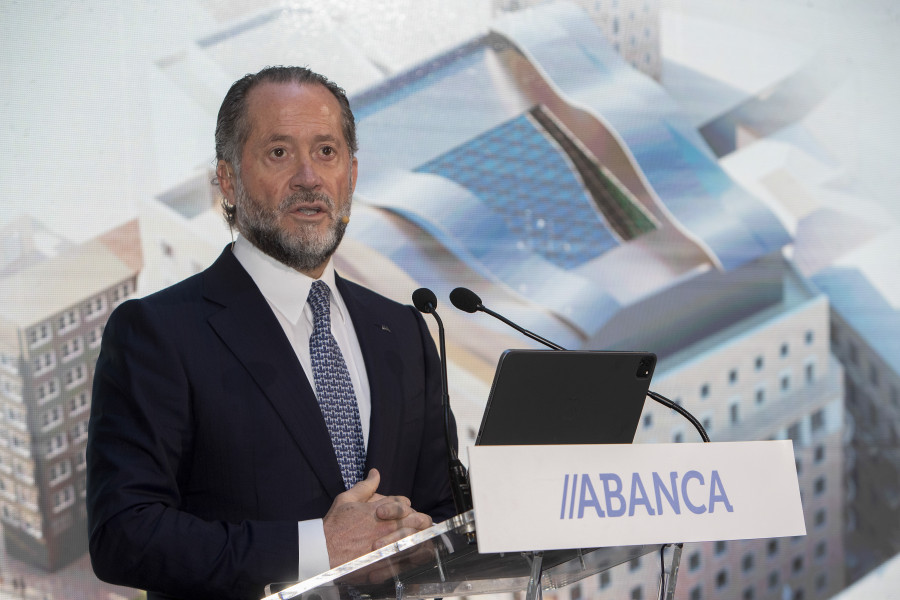 Escotet prevé un "año fantástico" para Abanca, que cerrará la integración tecnológica de Targobank