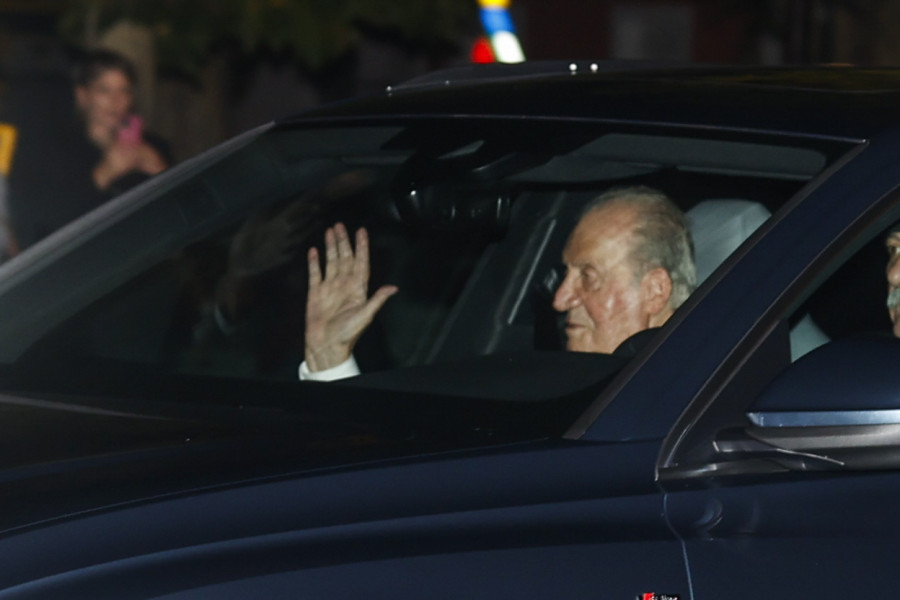 Juan Carlos I y Sofía llegan a la celebración familiar del cumpleaños de Leonor