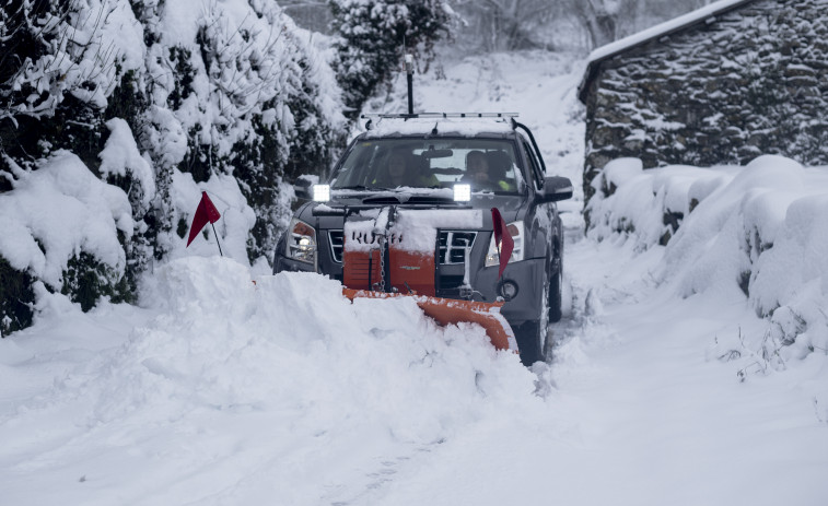 Activo el Plan de Vialidade Invernal en las carreteras de Lugo y Ourense