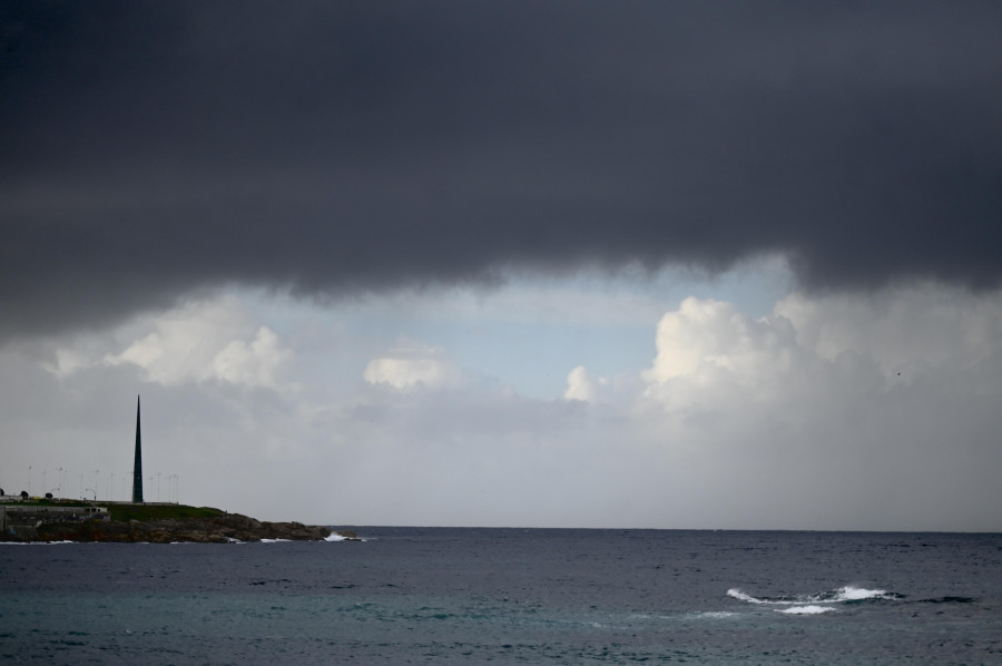 A Coruña se prepara para una alerta roja por temporal