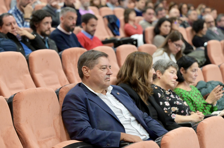 El rector de la UDC ve a Ricardo Cao como "la mejor solución para el futuro"