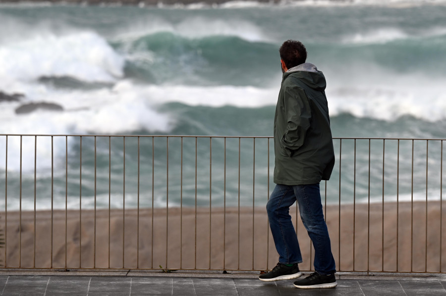 Olas de hasta seis metros y fuerza siete tendrán este miércoles en riesgo importante a Galicia