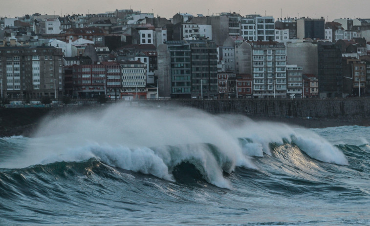 Olas de diez metros y vientos huracanados en una nueva jornada de ciclogénesis