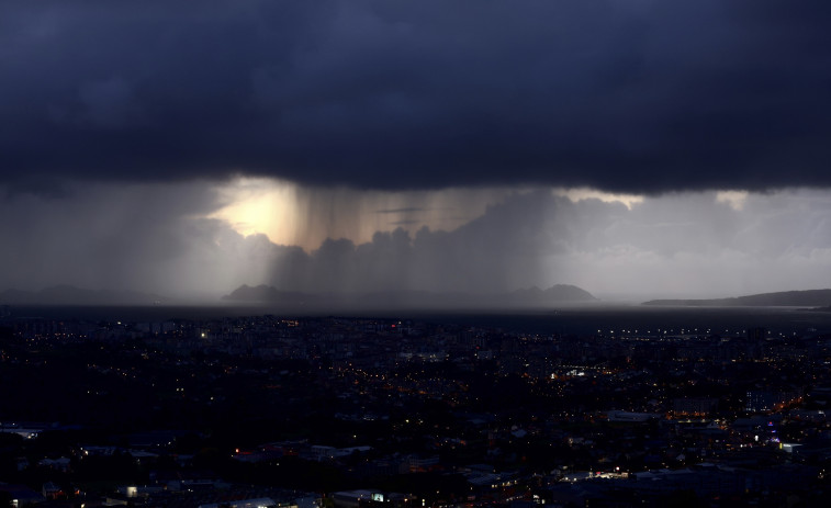 Nubes y claros este martes en Galicia, a la espera de un nuevo frente por la noche