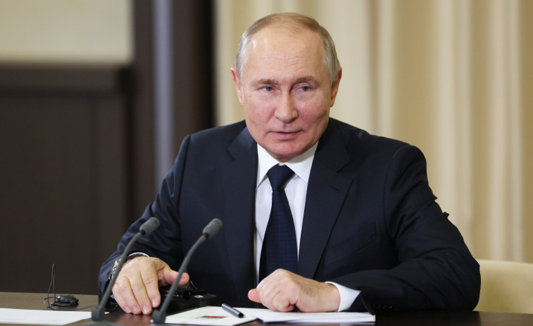 Putin perdona 17 años de cárcel a un asesino por haber combatido en Ucrania