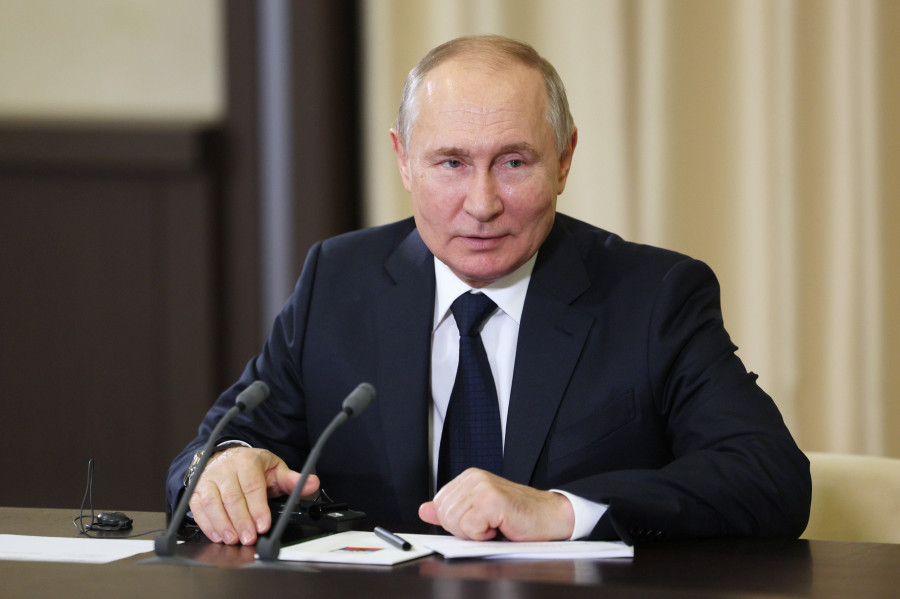 Putin perdona 17 años de cárcel a un asesino por haber combatido en Ucrania