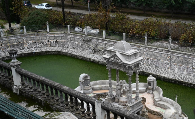 Betanzos estudia cómo eliminar el agua verde tras restaurar El Retiro de El Pasatiempo