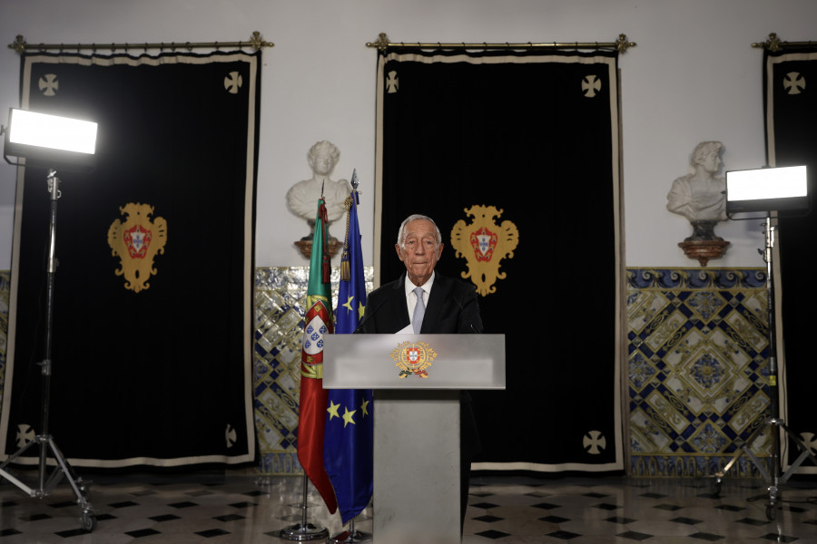 El presidente de Portugal anuncia un adelanto de las elecciones para el 10 de marzo