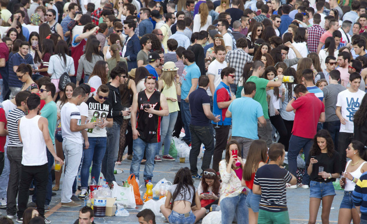 España es el segundo país que más alcohol ingiere, con once  litros por persona, pero con menos abuso