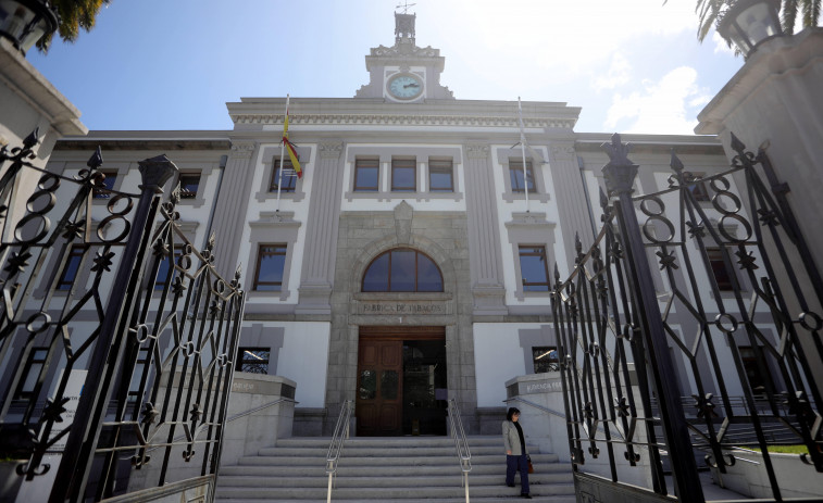 Piden casi 20 años de prisión para los implicados en un intento de atraco en un centro comercial de A Coruña