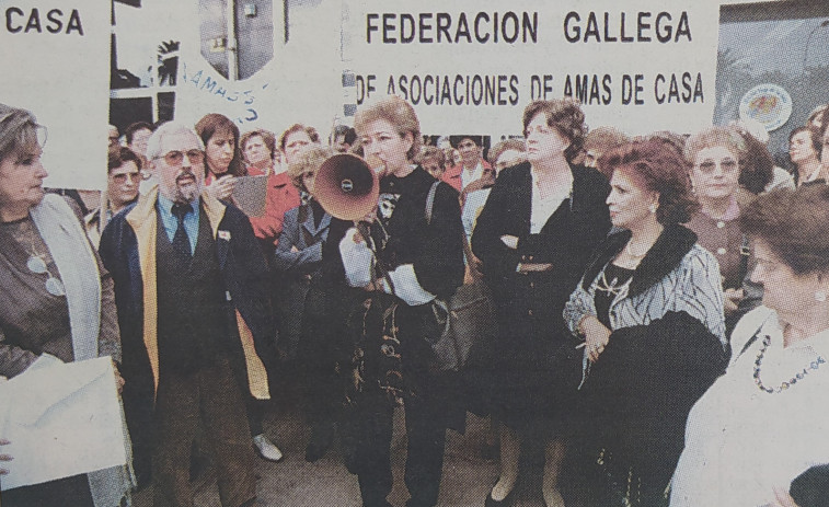 Hace 25 años | Amas de casa contra los malos tratos y restos arqueológicos en Nostián