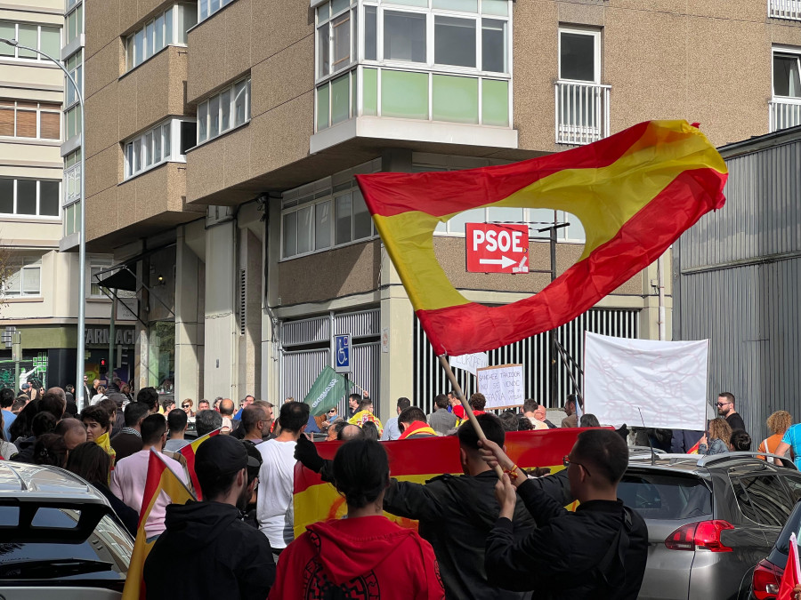 Casi 5.000 personas claman contra la amnistía en A Coruña