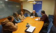 El PP de A Coruña apoya a las limpiadoras de Correos en huelga
