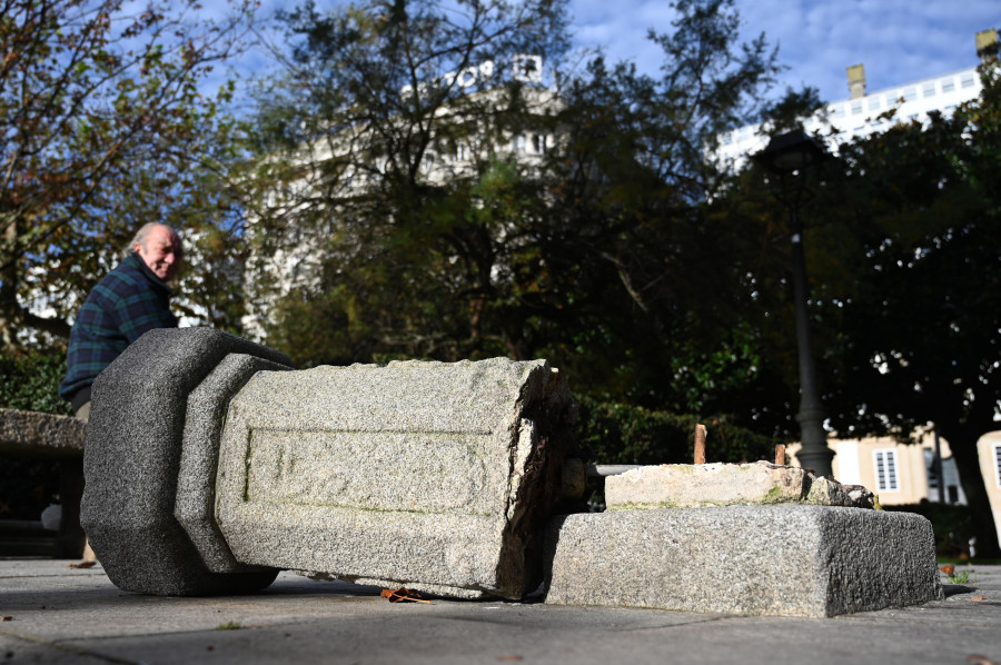 Los jardines de Méndez Núñez pierden una de sus fuentes